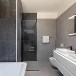 Dm *
