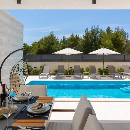 Villa Dm